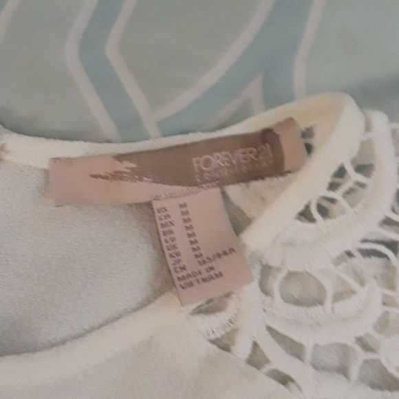 Top - Picture 2 of 3